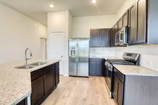 399 Magnolia St, Richwood, TX 77566 - Photo 10