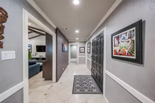 3119 Broadmoor Dr, Sugar Land, TX 77478 - Photo 4