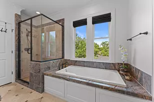 836 E 24th St, Houston, TX 77009 - Photo 26