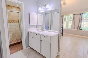 4218 E Terrace Creek Cir, Houston, TX 77014 - Photo 26