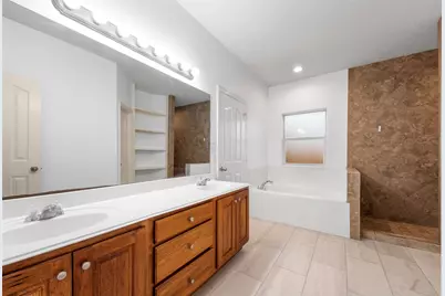 3226 Royal Palm Drive, Baytown, TX 77523 - Photo 12