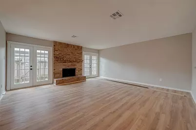 14736 Perthshire Road #F, Houston, TX 77079 - Photo 10