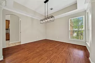 14526 Red Tailed Hawk Ln, Houston, TX 77044 - Photo 8