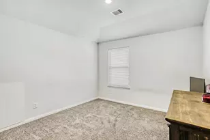 20036 Wade Hampton Dr, Cleveland, TX 77327 - Photo 14