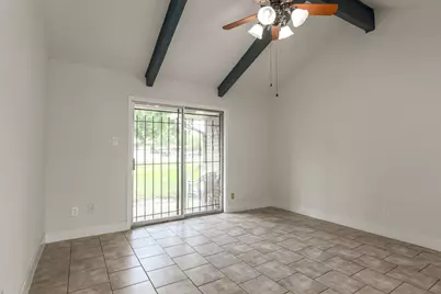 4206 Oak Shadows Drive, Houston, TX 77091 - Photo 6
