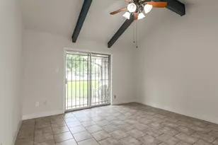 4206 Oak Shadows Dr, Houston, TX 77091 - Photo 6
