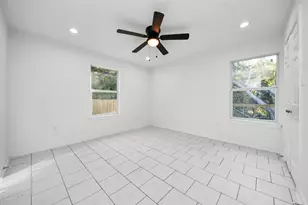 27090 Diamond C Rd, Splendora, TX 77372 - Photo 12