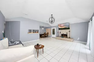 2638 S Camden Pkwy, Houston, TX 77067 - Photo 10