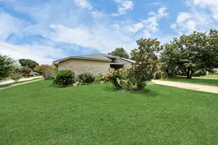 2638 S Camden Pkwy, Houston, TX 77067 - Photo 40