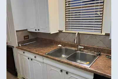 2045 W Magnolia Avenue, San Antonio, TX 78201 - Photo 20
