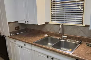 2045 W Magnolia Ave, San Antonio, TX 78201 - Photo 20
