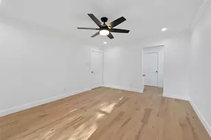 2734 Triway Ln, Houston, TX 77043 - Photo 22