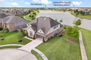 4806 Enchanted Springs Dr, Rosharon, TX 77583 - Photo 4