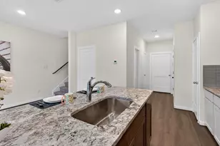 9125 Highland Northern Wy, Houston, TX 77088 - Photo 16