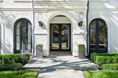 1020 River Glynn Drive, Houston, TX 77063 - Photo 2