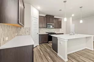 7219 Melrose Ln, Rosharon, TX 77583 - Photo 8
