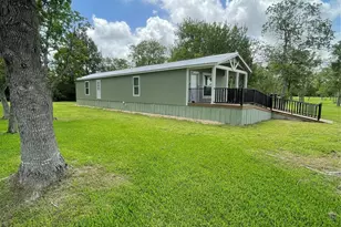 908 N Colorado St, Edna, TX 77957 - Photo 10