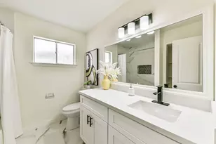 1913 Grace St, Alvin, TX 77511 - Photo 18