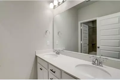 9826 Magnolia Village Lane, Houston, TX 77080 - Photo 12