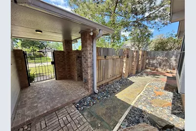 4122 Meadowgold Lane, Houston, TX 77345 - Photo 16