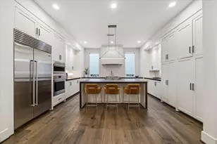 207 Birdsall St, Houston, TX 77007 - Photo 4