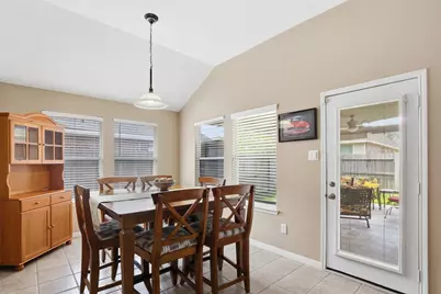 619 Castle Cove Lane, League City, TX 77573 - Photo 10