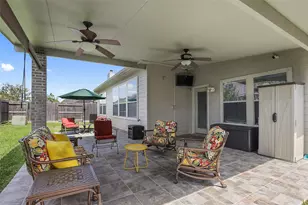 619 Castle Cove Ln, League City, TX 77573 - Photo 22