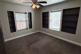 4630 Woodside St, Houston, TX 77023 - Photo 4