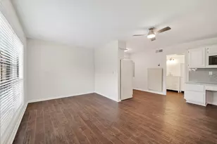 1311 Antoine Dr, Houston, TX 77055 - Photo 2