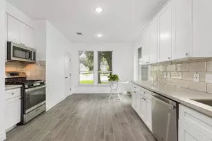 16011 Country Bend Rd, Houston, TX 77095 - Photo 8