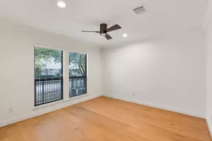 6130 Hamman St, Houston, TX 77007 - Photo 4