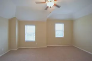 7103 Avalon Bend Cir, Spring, TX 77379 - Photo 10