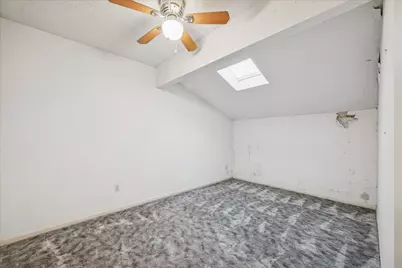 18039 Starboard Drive, Houston, TX 77058 - Photo 14