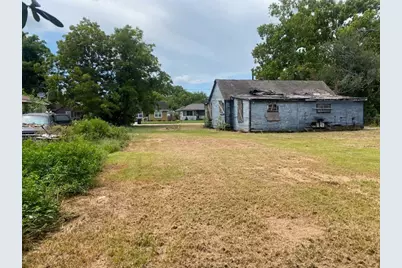 3401 Melbourne Street, Houston, TX 77026 - Photo 6