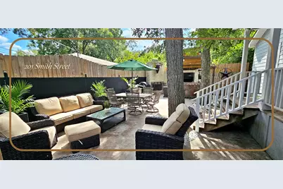 201 Smith Street, Columbus, TX 78934 - Photo 2
