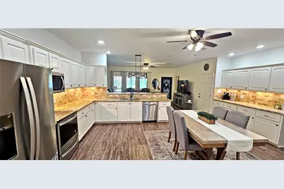 201 Smith Street, Columbus, TX 78934 - Photo 6