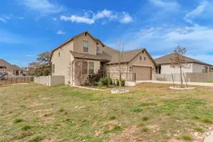421 Chinkapin Trail, New Braunfels, TX 78132 - Photo 2