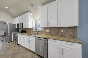 3322 Hemingway Dr, Montgomery, TX 77356 - Photo 14