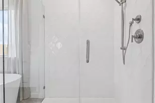 1800 Mesquite Trl, Dayton, TX 77535 - Photo 14