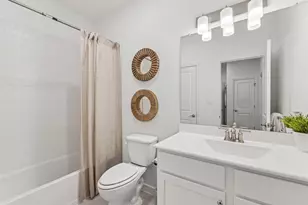 1800 Mesquite Trl, Dayton, TX 77535 - Photo 20