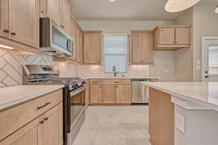 515 Longleaf Pine Dr, Montgomery, TX 77316 - Photo 2