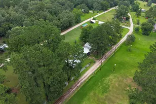 13 Pine Needle Ln, New Waverly, TX 77358 - Photo 4