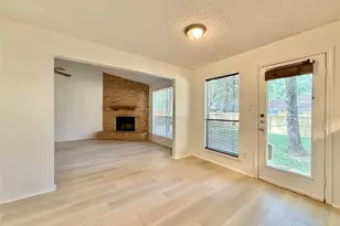 6 Maywind Ct, The Woodlands, TX 77381 - Photo 12