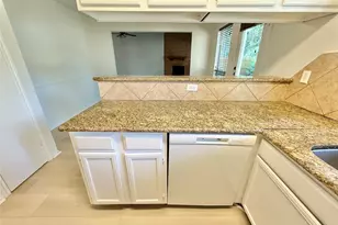 6 Maywind Ct, The Woodlands, TX 77381 - Photo 18