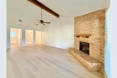 6 Maywind Court, The Woodlands, TX 77381 - Photo 8