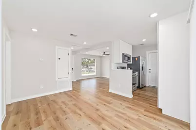 7706 Deadwood Drive, Houston, TX 77040 - Photo 6