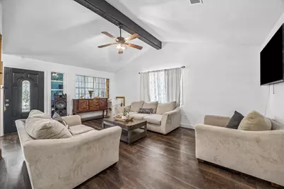 271 Trails End Drive, Cleveland, TX 77328 - Photo 6