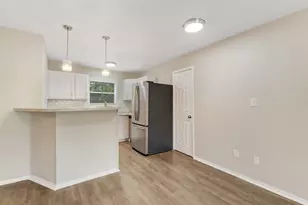 1520 Broadmoor Dr, Bryan, TX 77802 - Photo 4