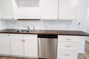 117 Sylvia St, Deer Park, TX 77536 - Photo 4