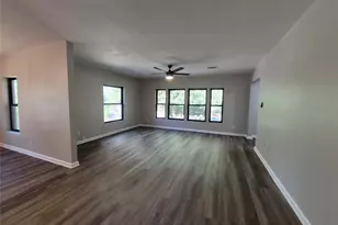 92 Summer Pl, Huntsville, TX 77340 - Photo 10